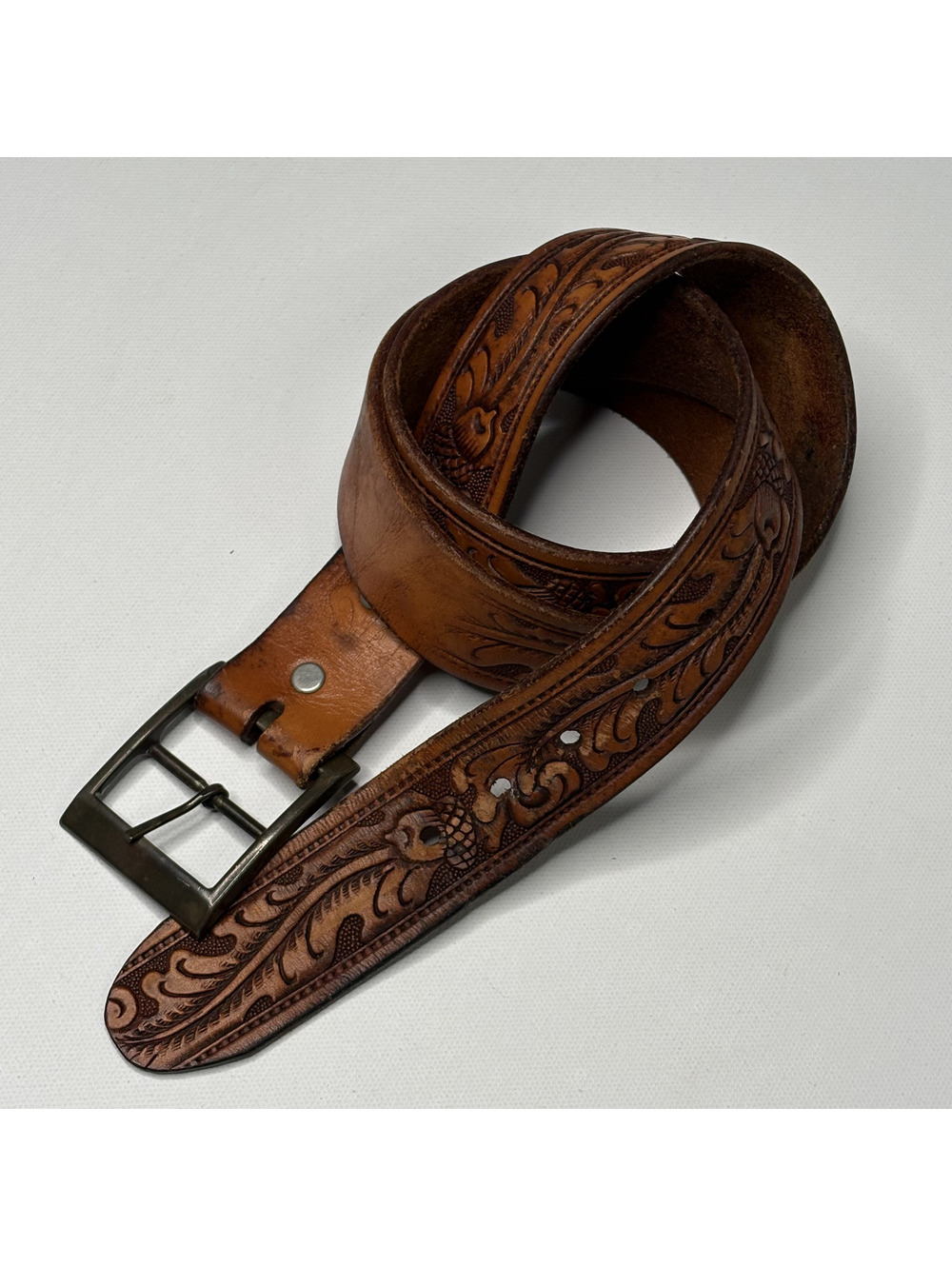 Vintage Hand Tooled Floral Leather Belt Western